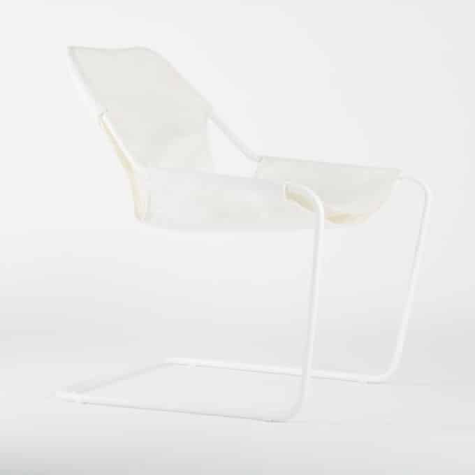 Fauteuil en acier époxy blanc et toile en coton PAULISTANO