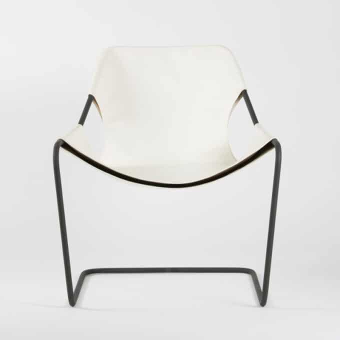 Fauteuil en acier carbone phosphaté et cuir pleine fleur PAULISTANO