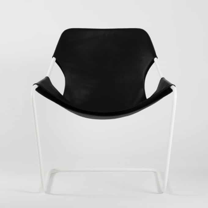 Fauteuil en acier carbone époxy blanc et cuir pleine fleur PAULISTANO