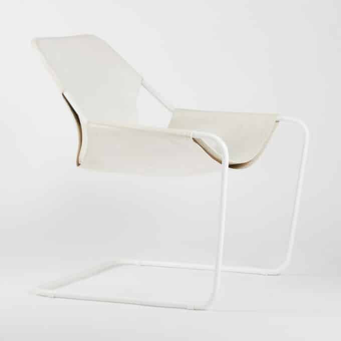 Fauteuil en acier carbone époxy blanc et cuir pleine fleur PAULISTANO