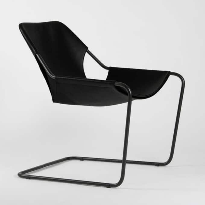 Fauteuil en acier carbone époxy noir et cuir pleine fleur PAULISTANO