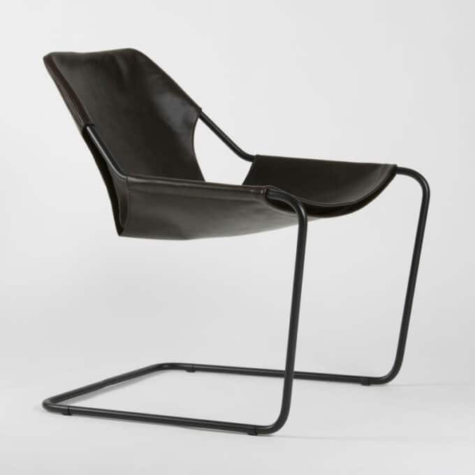 Fauteuil en acier carbone époxy noir et cuir pleine fleur PAULISTANO