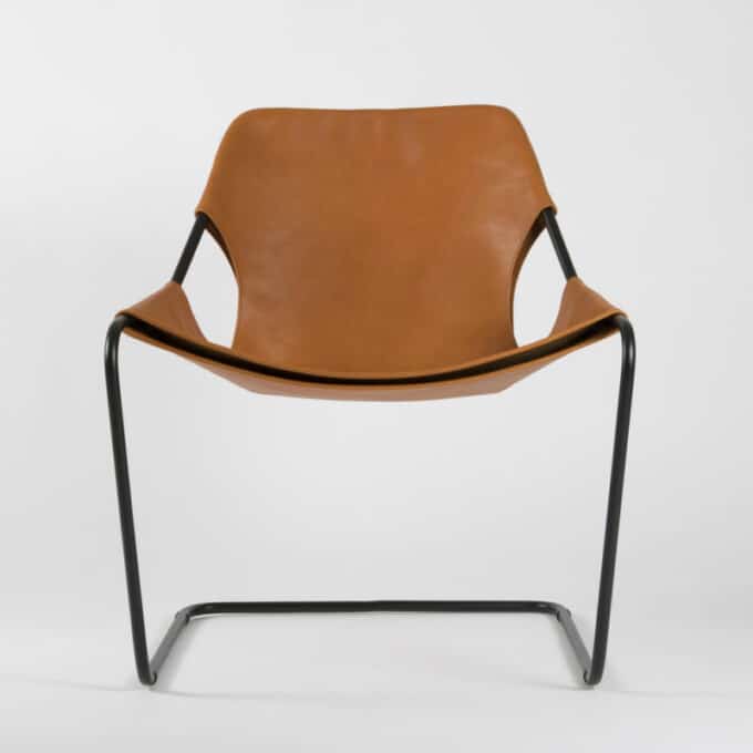 Fauteuil en acier carbone époxy noir et cuir pleine fleur PAULISTANO