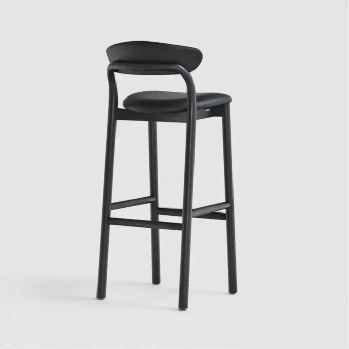 Tabouret en bois de frêne massif et cuir Capdell CECILE 2349T