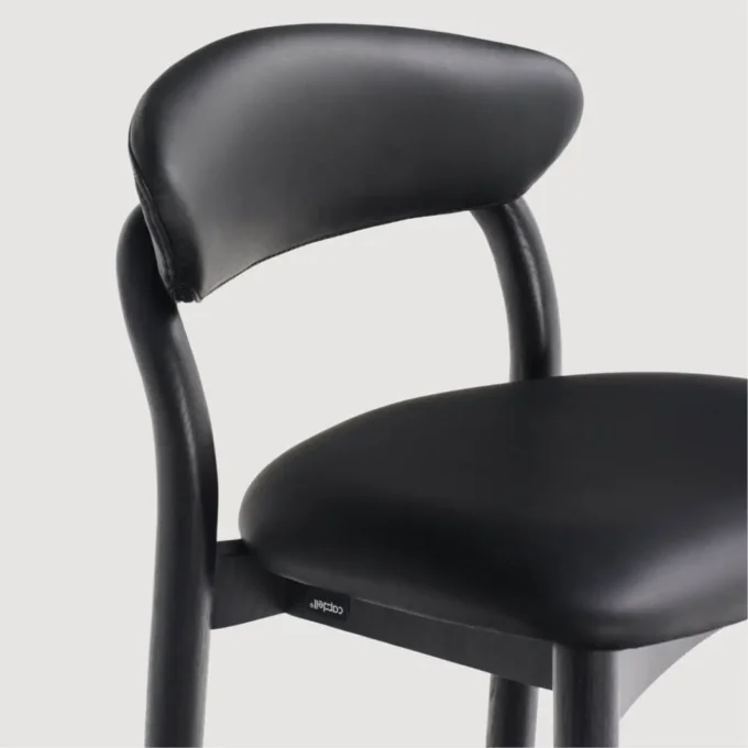 Tabouret en bois de frêne massif et cuir Capdell CECILE 2349T