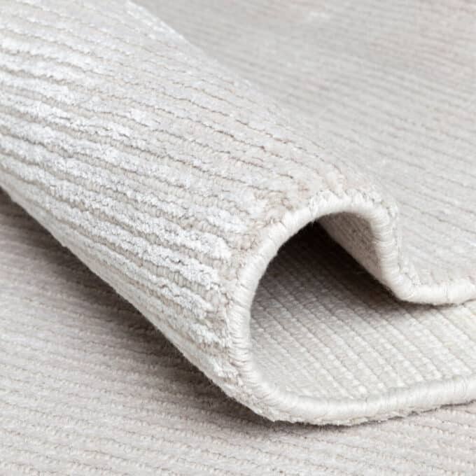 Tapis RAY Argent par Ligne Pure