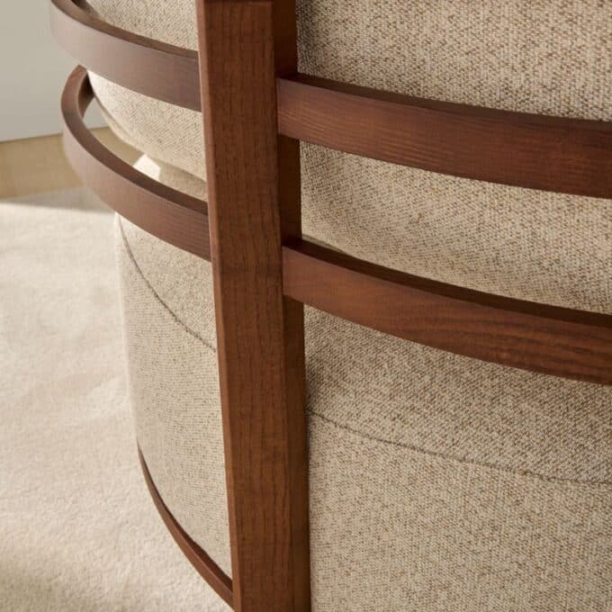 Fauteuil Arrondi en Bois et Tissu Personnalisable - Design Élégant BFF1