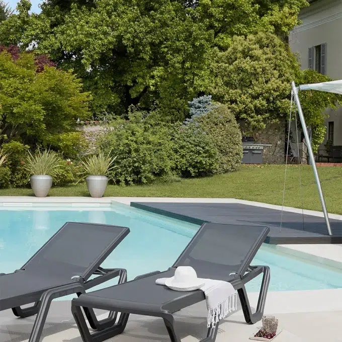 Lot de 2 bains de soleil inclinables et empilables en technopolymère et toile SCBS1