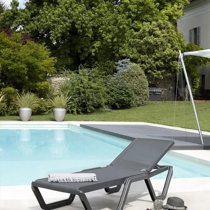 Lot de 2 bains de soleil inclinables et empilables en technopolymère et toile SCBS1