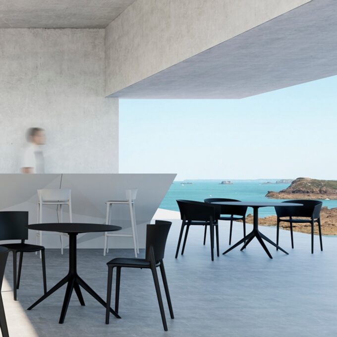 Lot de 4 fauteuils de repas Africa Armchair par Vondom