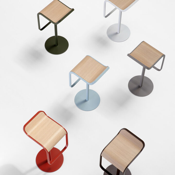 Tabouret réglable design Lapalma LEM – Chromé mat & assise chêne naturel