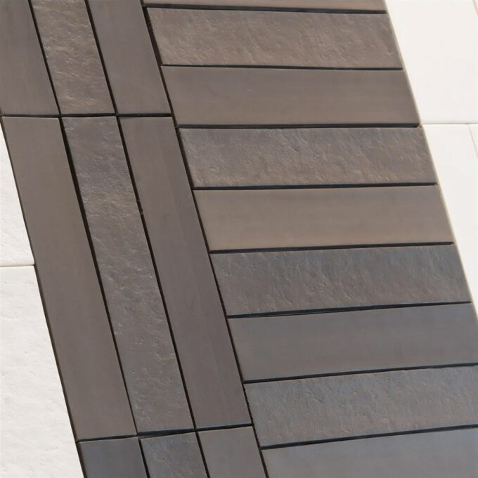 Carreau en Terre Cuite Artisanale 6x30 cm – Terre Scure Natural