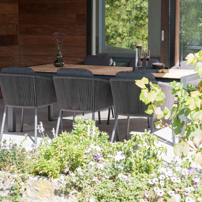 Lot de 2 fauteuils de repas extérieurs Omer – Aluminium lava & corde graphite – Diphano