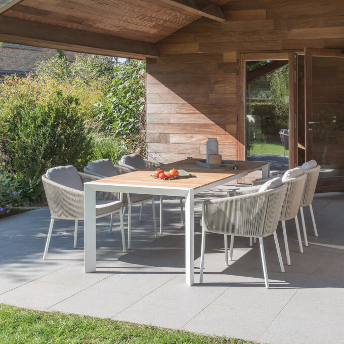 Lot de 2 fauteuils de repas extérieurs Omer – Aluminium blanc & corde mineral – Diphano