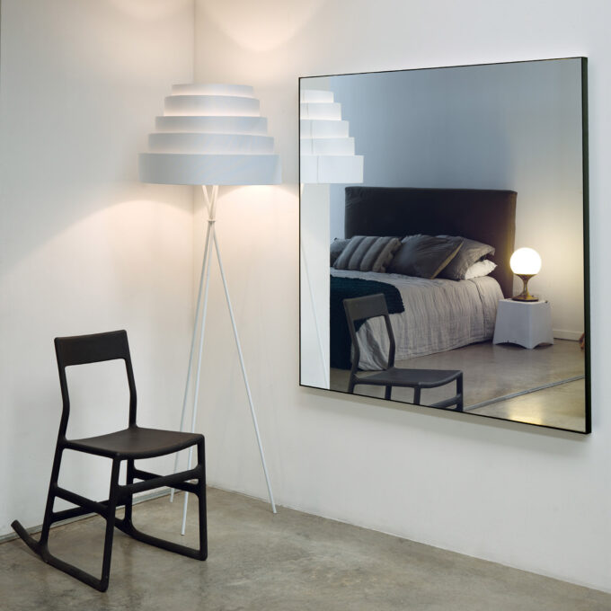 Miroir mural Leggero par Bmb Italy – Minimalisme élégant et formats variés