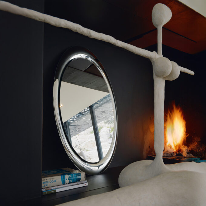 Miroir mural Alma par BMB Italy – Ligne sculpturale et charme contemporain