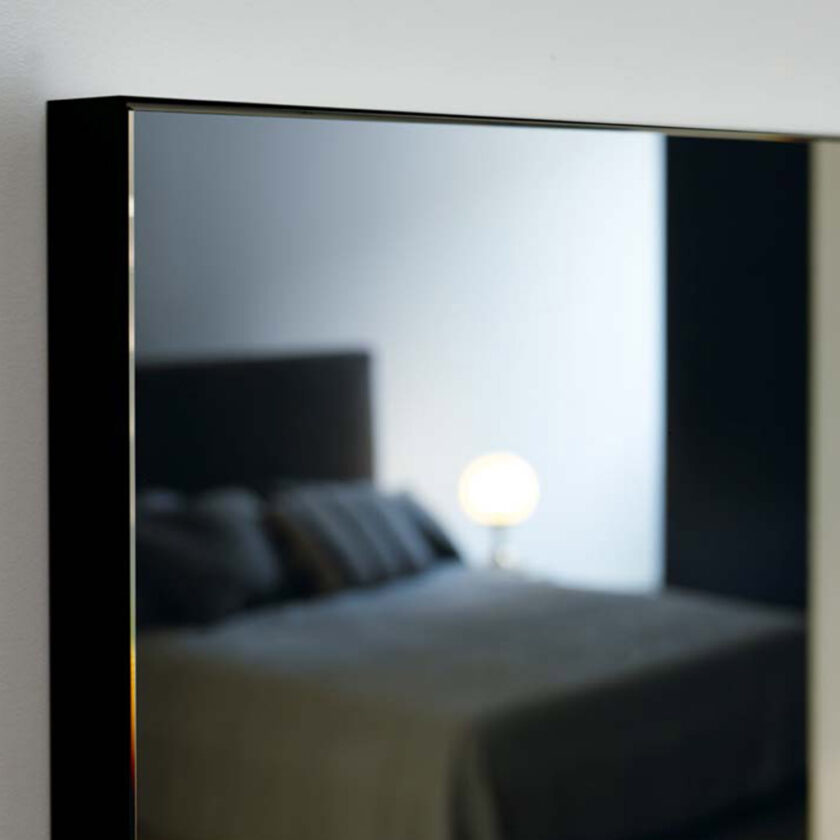 Miroir mural Leggero par Bmb Italy – Minimalisme élégant et formats variés – Image 7
