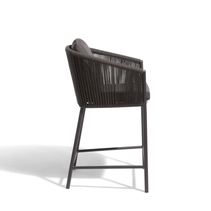 Tabouret bas extérieur Omer 60,5 cm – Aluminium lava & corde graphite – Diphano