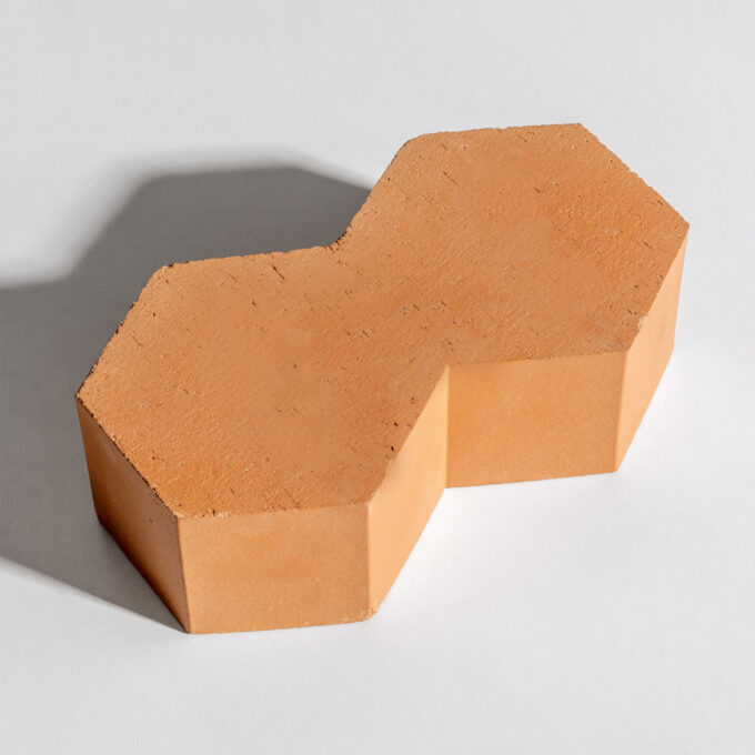 Claustra Mutina Hives Natural – Design Konstantin Grcic
